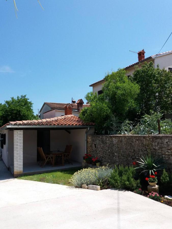 House Mergi Pomer Exterior foto